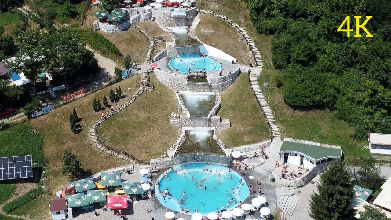 Pansion Hukic Hotel Tuzla Exterior foto